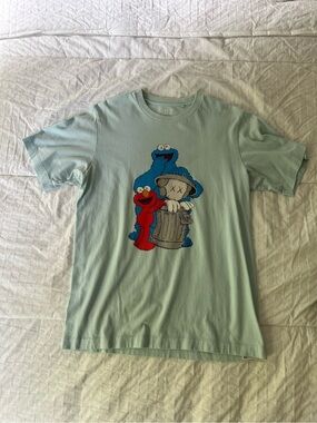 Uniqlo x Kaws x Sesame Street